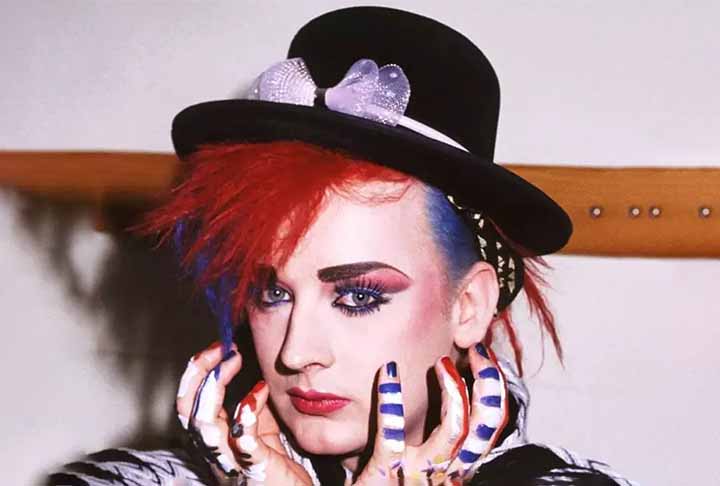 Na sequência, Boy George foi preso, em 1986, por porte de drogas, e o tecladista Michael Rudetski foi encontrado morto, por overdose de heroína na casa do vocalista. Esses problemas fizeram com que o cantor saísse do grupo.