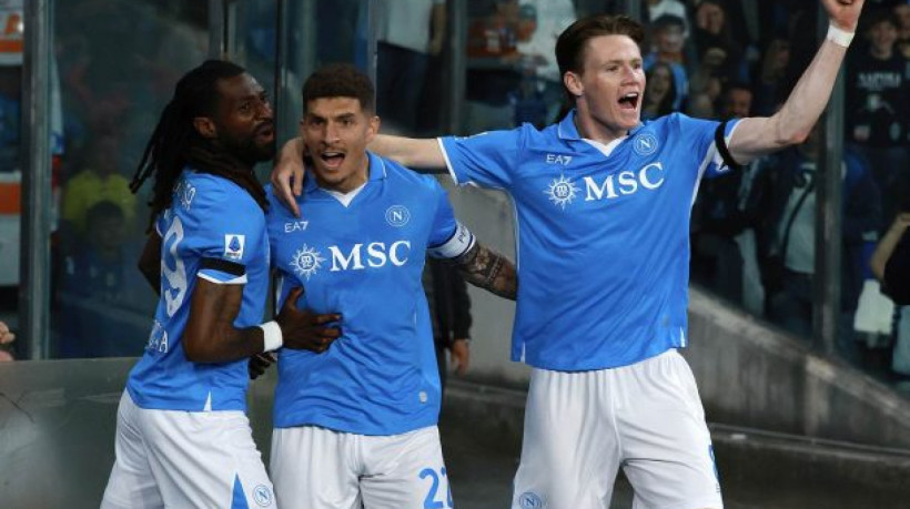 Napolitanos precisam vencer fora de casa e torcer por uma derrota da Internazionale para a Lazio, em Milão