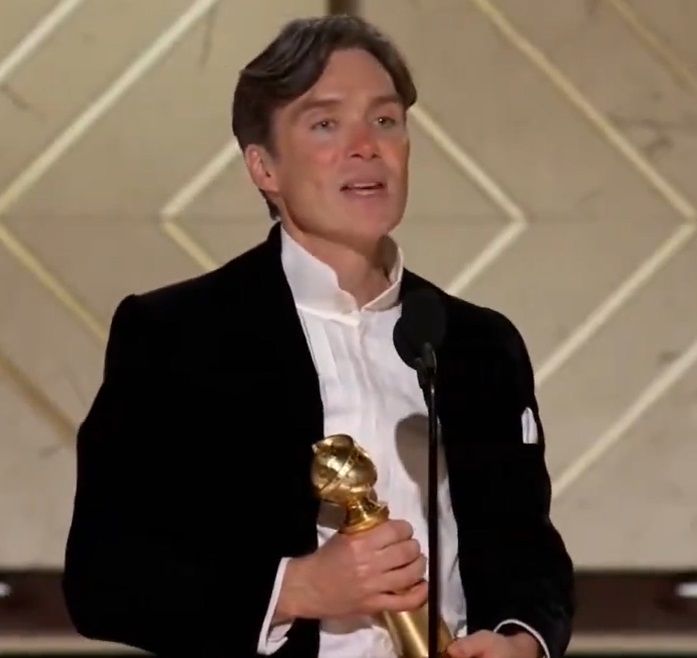 Ele se encaixaria lindamente. Cillian é o cara mais gentil que existe, mas também tem um lado sombrio e há um certo lado obscuro de Bond… Cillian tem a habilidade de evocar isso.”, disse Clay.