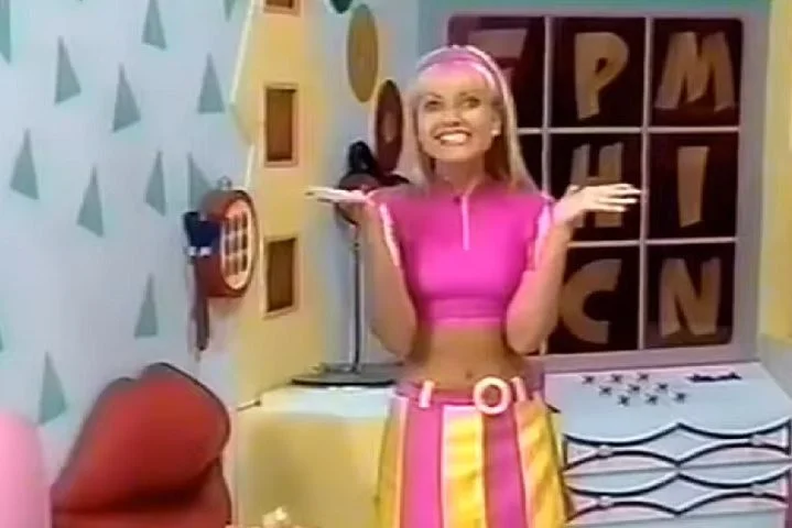 Em 1993, Eliana estreou no Bom Dia & Cia, onde permaneceu por cinco anos. O sucesso foi tão grande que, por um tempo, o programa passou a se chamar Eliana & Cia.