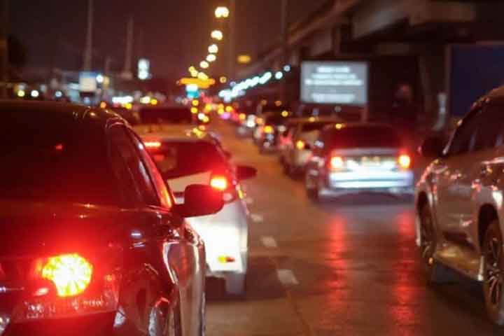 De modo geral, os entrevistados responderam 10 perguntas relativas ao modo como costumam se comportar enquanto condutores.