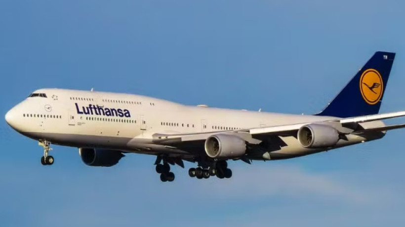 Copiloto desmaia sozinho na cabine e avião da Lufthansa voa sem piloto por 10 minutos entre Frankfurt e Sevilha, revelou relatório