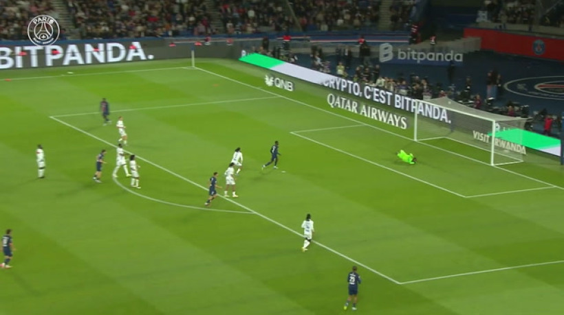 Kvaratskhelia marca doblete na última rodada da Ligue 1