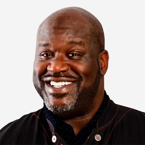 Shaquille O'Neal -Ex-jogador de basquete, comentarista e empresário americano. Considerado um dos maiores pivôs da NBA. Com 2,16 m de altura, conquistou quatro títulos da NBA e foi MVP em 2000. 