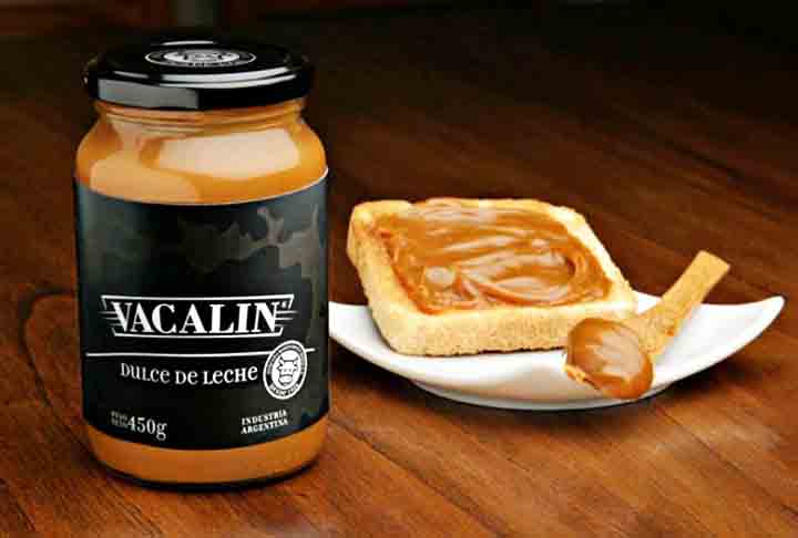 Santa Fe, Argentina: Na Argentina, Santa Fe é uma referência no doce de leite, que é cremoso e ligeiramente mais doce que outros. A tradição argentina valoriza esse doce como símbolo nacional, sendo essencial para a culinária e uma atração para turistas gastronômicos.