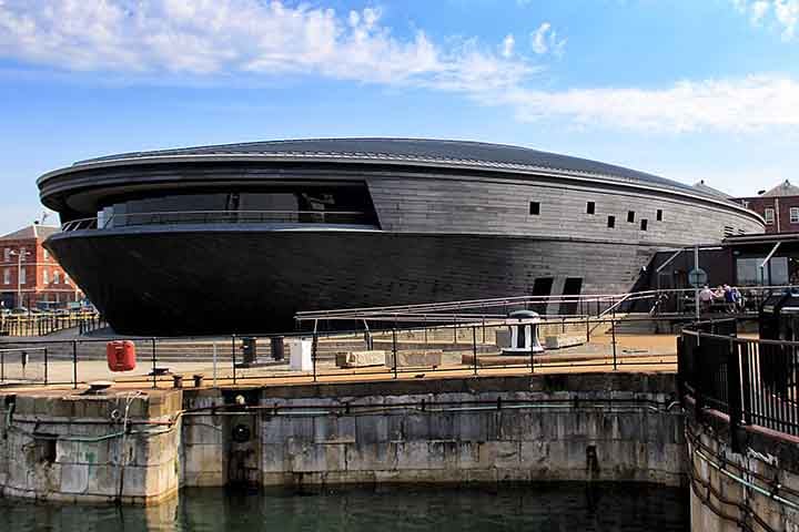 Hoje, o Mary Rose e seu acervo estão expostos no Mary Rose Museum em Portsmouth, cidade portuária do condado de Hampshire, na Inglaterra.