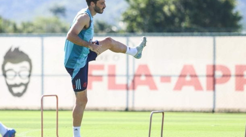 Lateral-esquerdo, que não atua desde agosto de 2024, tem chance de ficar à disposição para jogo contra Deportivo Táchira, pela Libertadores