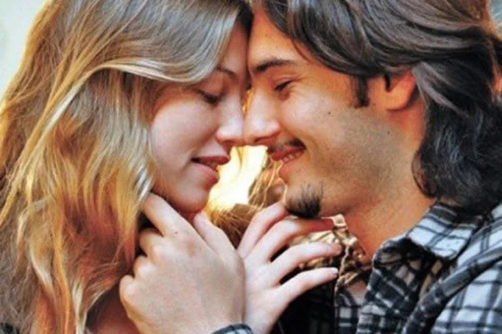 Luana teve ainda relacionamentos amorosos com os atores Guilherme Fontes, Rodrigo Santoro (foto), Marcos Palmeira, Dado Dolabella e Paulo Vilhena. 
