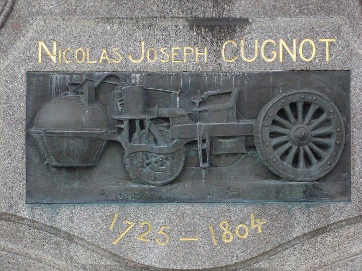 Os primeiros conceitos de veículos automotores surgiram no final do século 18, com inventores como Nicolas-Joseph Cugnot, que construiu o primeiro veículo movido a vapor em 1769. 