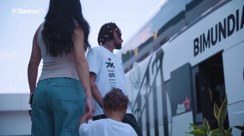 Com Neymar, Santos chega em Maceió para decisão na Copa do Brasil