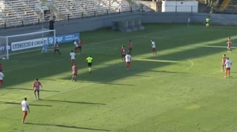 Em atuação de gala do goleiro João Pedro, do Tricolor Paulista, equipes ficaram no 0 a 0, no estádio Nabi Abi Chedid