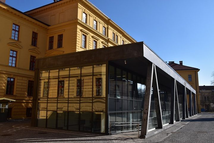 Quando ele (um dos alpinistas) abriu, fiquei de queixo caído, relatou o chefe de arqueologia do Museum of Eastern Bohemia, Miroslav Novak.