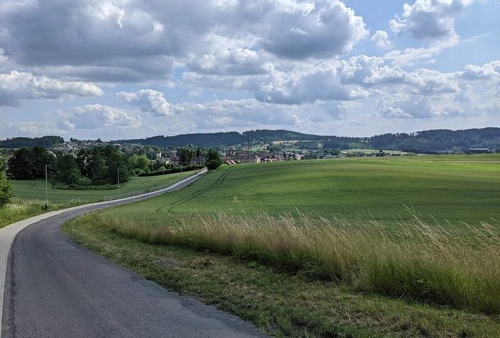 A região de Podkrkonoší (que significa sob os Montes Gigantes) é uma área localizada ao pé dos Montes Gigantes (Krkonoše), na República Tcheca.