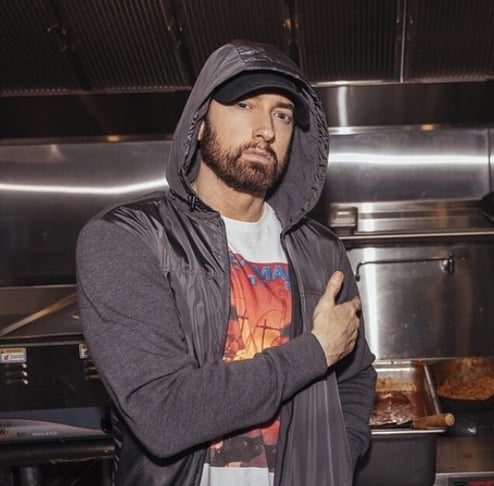 EMINEM - Rapper, compositor, produtor musical e ator americano. Nascido em Setor Joseph, no Missouri, em 17/10/1972. 