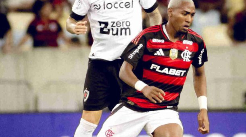 Meia, que foi rebaixado para o sub-20 e quase deixou o Rubro-Negro neste ano, não atuava na equipe principal desde o mês de janeiro