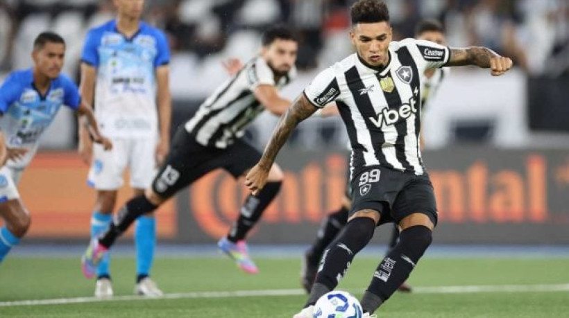 Nottingham Forest é um dos principais interessados pelo futebol de atacante, mas pode ganhar a concorrência de dois clubes de Londres