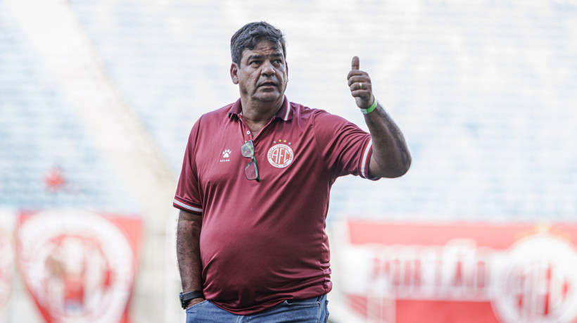 Técnico Moacir Júnior comanda o América-RN