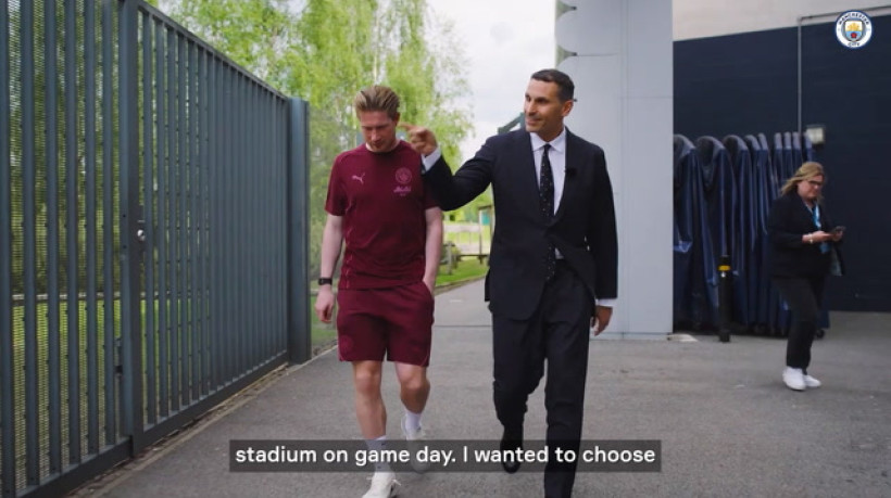 Manchester City inaugura mosaico para Kevin De Bruyne