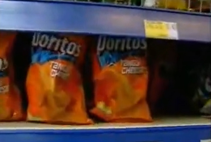 Ela ficou tão popular que algumas pessoas passaram a pagar pelos lanches que ela roubava, só para os donos do mercado não a impedirem. 