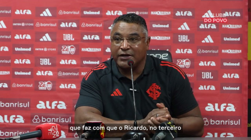 Roger Machado cita 'revezamento' e projeta jogo decisivo da Libertadores