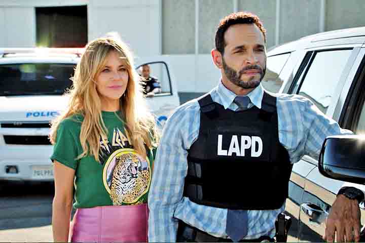 O choque entre os estilos dos protagonistas - a espontaneidade desbocada e intuitiva de Morgan e a rigidez racional de Karadec - cria não apenas tensão, mas também uma dinâmica cômica e cativante que impulsiona os episódios.