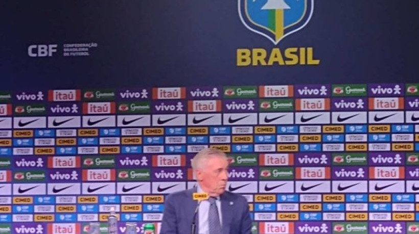 Treinador foi apresentado nesta segunda-feira (26) e convocou a Seleção para os jogos contra Equador e Paraguai