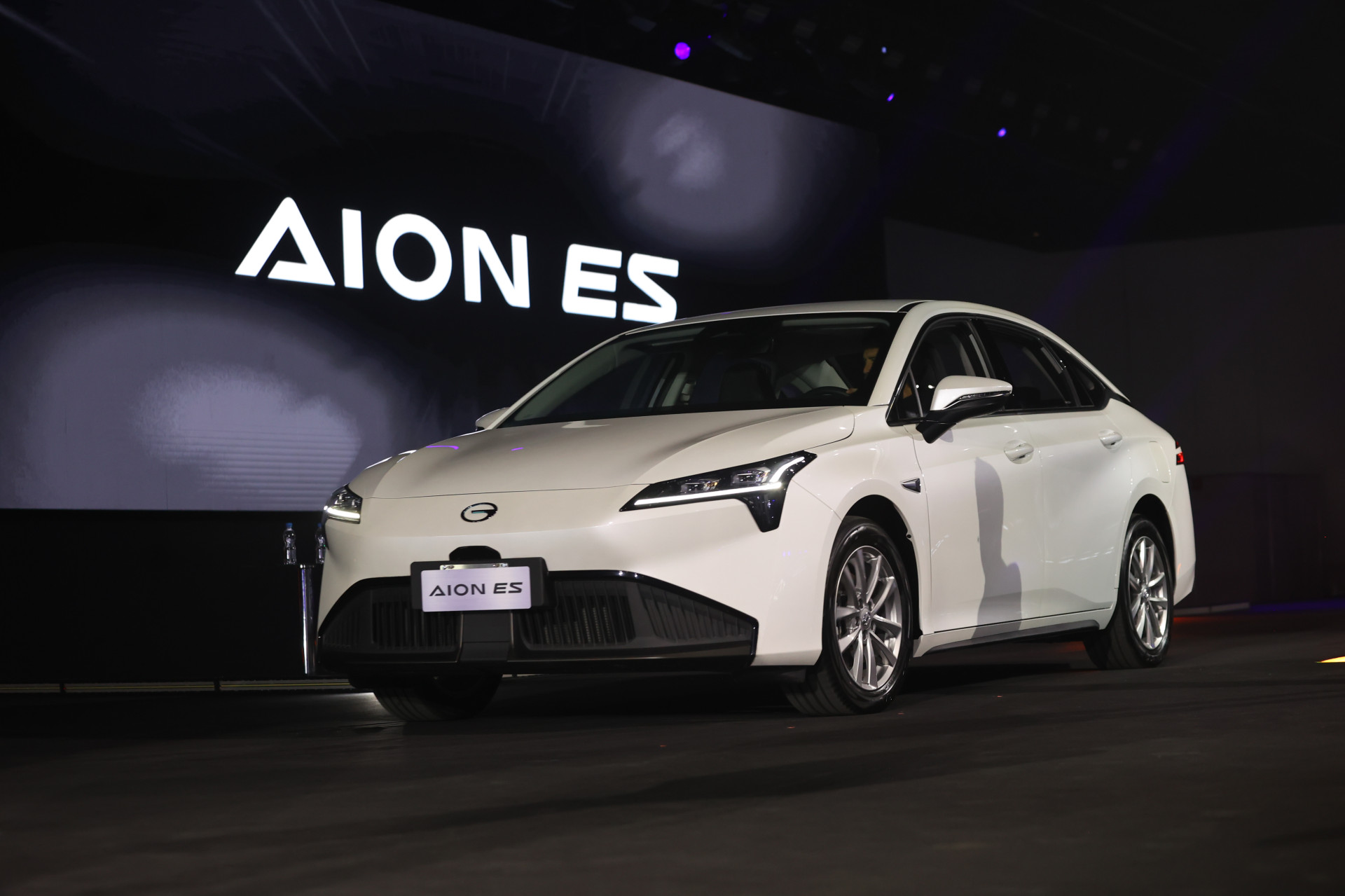 Modelo Aion ES, da chinesa GAC