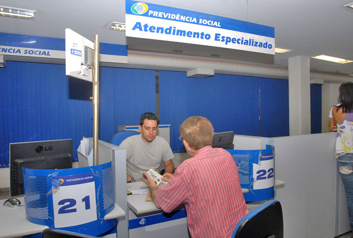 A iniciativa buscou não apenas interromper os descontos irregulares, mas também garantir a restituição integral dos prejuízos sofridos pelos aposentados e pensionistas.