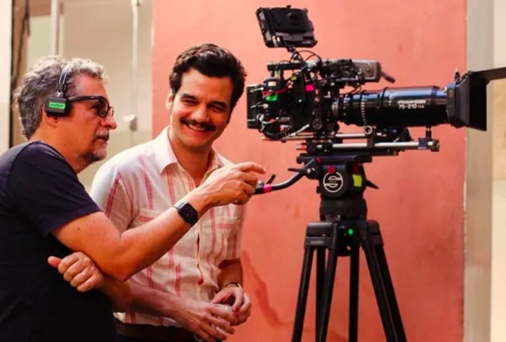 O filme é uma coprodução internacional (Brasil, França, Holanda e Alemanha) e terá distribuição no Brasil pela Vitrine Filmes.