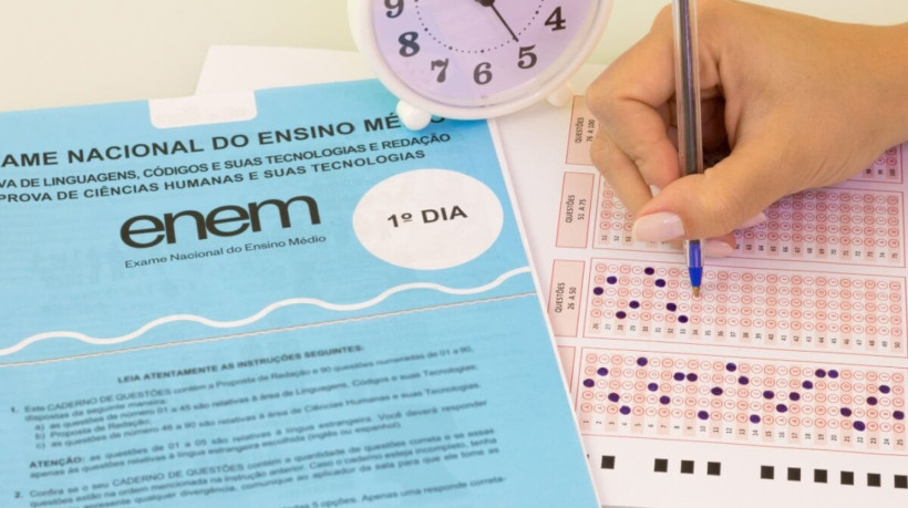 É essencial se preparar para o Enem (Imagem: Gabriel_Ramos | Shutterstock) 