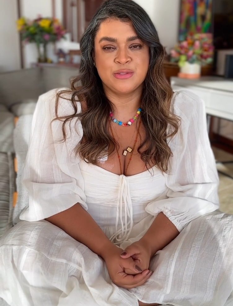 Desde que descobriu o câncer de intestino em 16/1/2023, ela demonstra confiança. Já no começo postou um vídeo dizendo ter fé na recuperação: Eu tô muito confiante de que vou sair dessa vitoriosa. Tenho muita fé em Deus, nos meus Orixás, nas minhas Santas e na vida.
