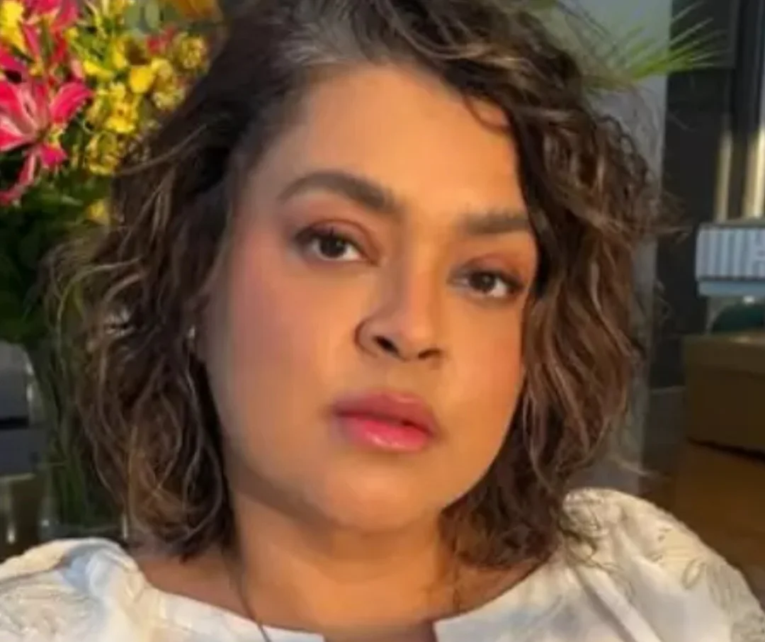 A cantora viajou para fazer tratamento contra o câncer nos Estados Unidos. E Gil vai acompanhar o passo a passo da tentativa de recuperação da filha. 