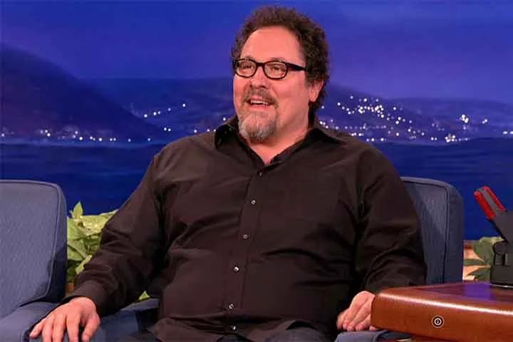 A incerteza em torno da quarta temporada aumentou quando Jon Favreau confirmou que os roteiros já estavam prontos, mas o foco da produção havia mudado para o longa-metragem The Mandalorian & Grogu, anunciado oficialmente em 2024 e com previsão de estreia para 2026.