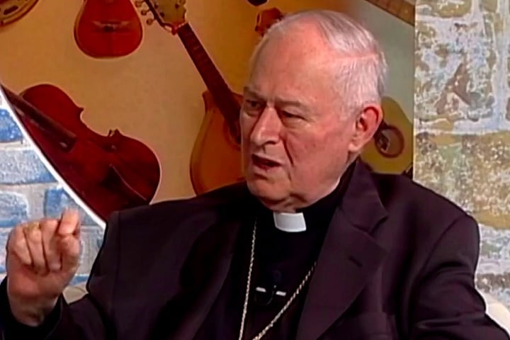 Com oito pontes de safena, o arcebispo tinha receio de não suportar as exigências físicas do pontificado.