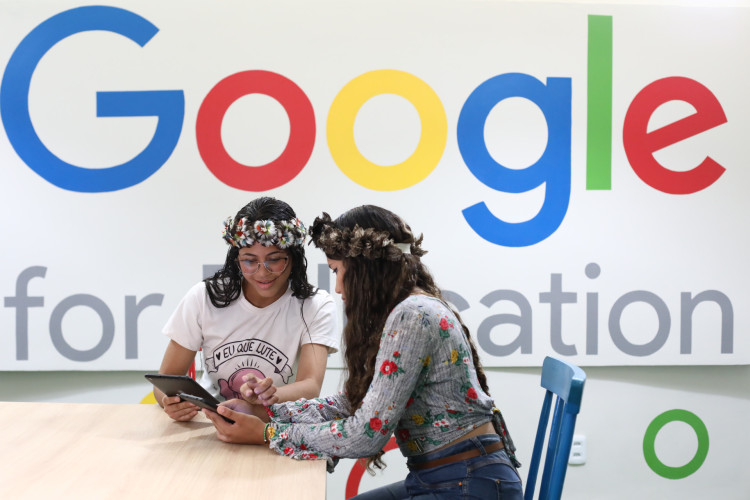 MARACANAÚ-CE, BRASIL, 28.05.2025: 1ª Sala Google indígena do Brasil é inaugurada. escola Indígena Chuí. Maracanaú.  (Foto: Fabio Lima/ OPOVO)