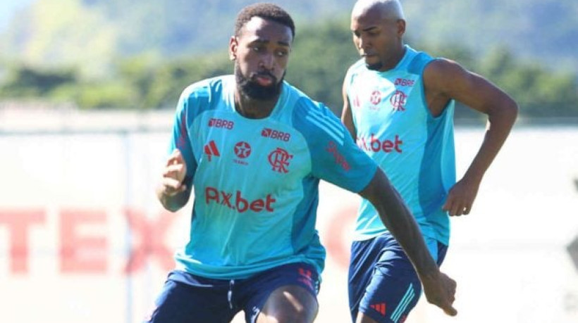 Volante era dúvida por conta de uma leve inflamação no joelho esquerdo após vitória sobre o Palmeiras, pelo Campeonato Brasileiro