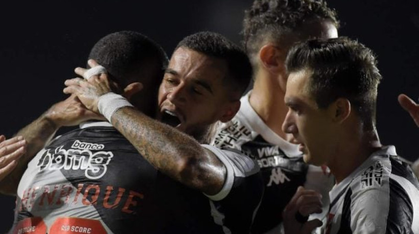 Meio-campista analisa chegada do novo treinador e exalta suas ideias de trabalho, que ajudaram o Cruz-Maltino a avançar ao playoffs