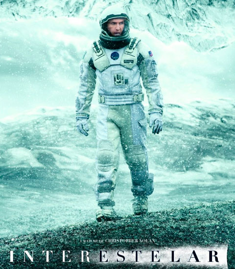 Interestelar (2014)
Dirigido por Christopher Nolan, estrelado por Matthew McConaughey e Anne Hathaway, mostra a busca por um novo lar para a humanidade. Zimmer usou um órgão de igreja para criar uma trilha grandiosa e emocional.