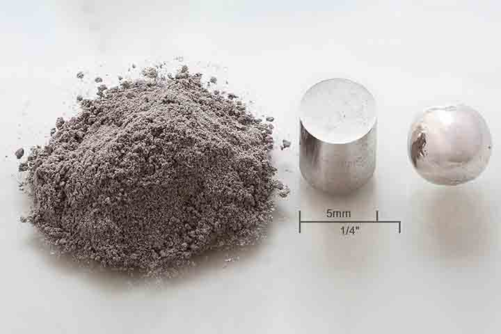 Os metais preciosos são elementos químicos raros, de alto valor econômico, menos reativos e mais suaves e lustrosos do que os outros. Os mais famosos são ouro, prata e platina. Mas o título de mais valioso vai para um desconhecido: o ródio.