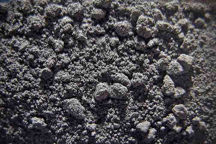 Em agosto de 2016, atingiu seu menor valor, US$ 639. Por outro lado, atualmente disparou e está em expressivos US$ 4,7 mil a onça (28,35 gramas). Apesar de tratar-se de um metal precioso “desconhecido”, o ródio já chegou a custar 17 vezes mais do que o ouro.