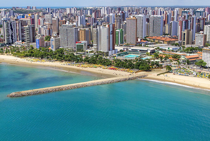 Ceará: 14,7 anos. População do estado:  8,8 milhões de habitantes