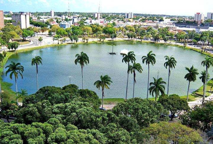 Paraíba: 14 anos. População do estado:  3,9 milhões de habitantes