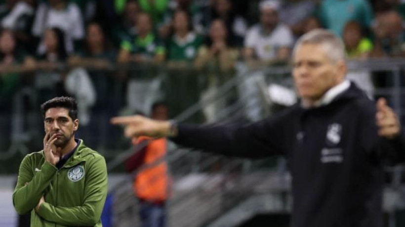 Treinador elogia elenco montado para disputa da competição nos EUA, mas deseja reforço após a saída do garoto