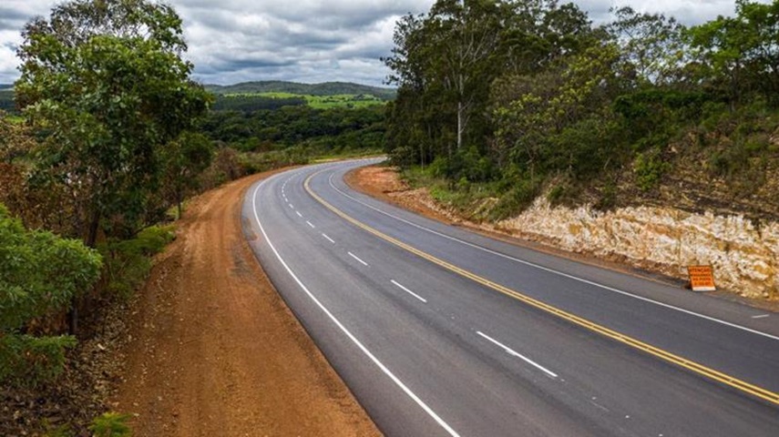 Assim, espera-se que as passagens de fauna se espalhem por todo o país, dentro de um compromisso de preservação ambiental e de segurança para todos. 