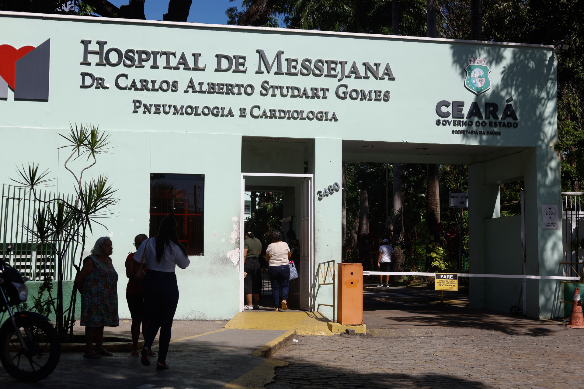 Hospital de Messejana Dr. Carlos Alberto Studart Gomes (HM) é referência em cirurgias cardíacas (Foto: Daniel Galber - Especial para O Povo)