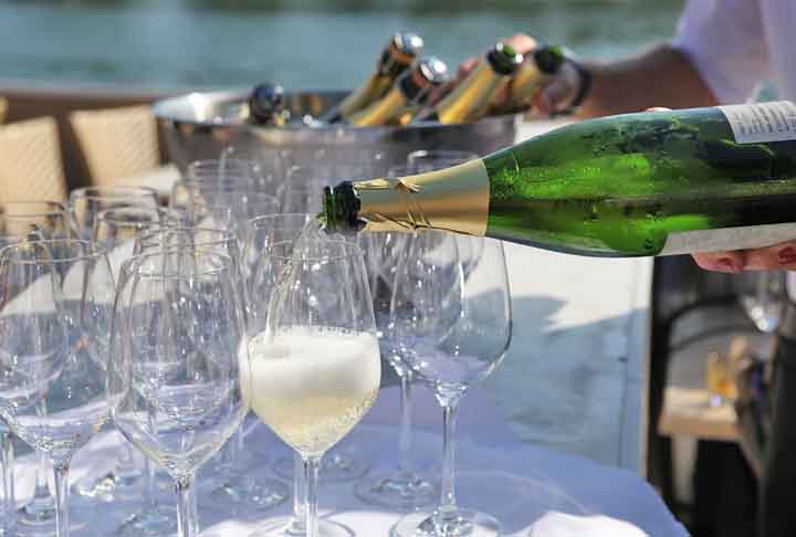 O especialista Dominique Demarville chegou a dizer que se tratava de um dos champanhes mais excepcionais do mundo. 