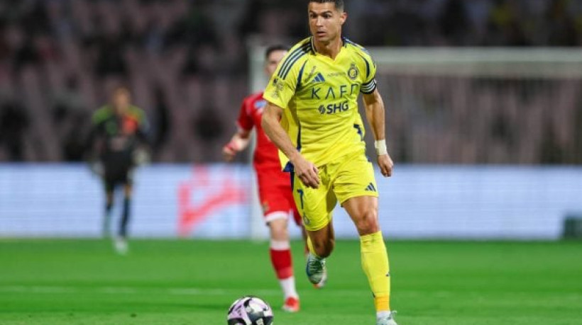 Com contrato perto do fim no Al-Nassr, craque português avalia propostas e pode atuar por equipe mexicana durante o torneio, segundo portal