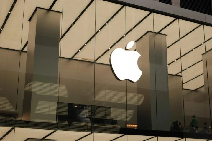 Vale destacar que esse não é o primeiro projeto de cidade inteligente desenvolvido no mundo. Empresas gigantes americanas, como Google, Apple, Facebook e Amazon já desenvolvem as suas.

