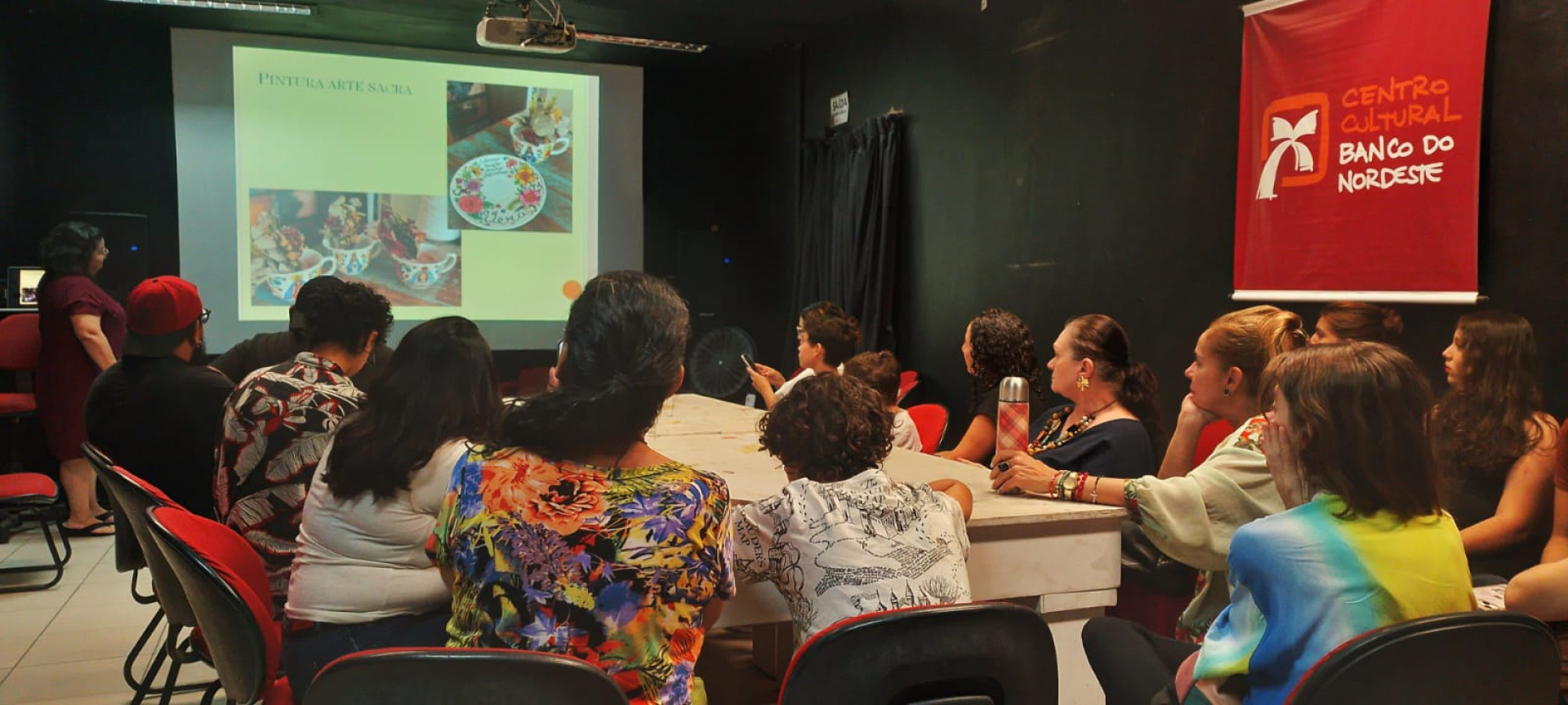 Em cartaz de 6 a 26 de junho, Mostra 8 de Maio reúne mais de 143 artistas em exposição gratuita no CCBNB