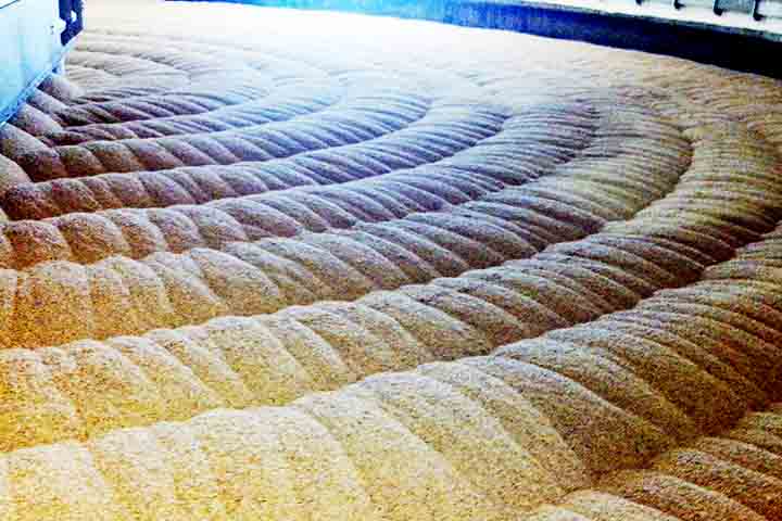 Na Europa Medieval, pão feito de cevada era considerado comida de pessoas humildes, enquanto produtos feitos de trigo eram consumidos pelas classes mais altas.